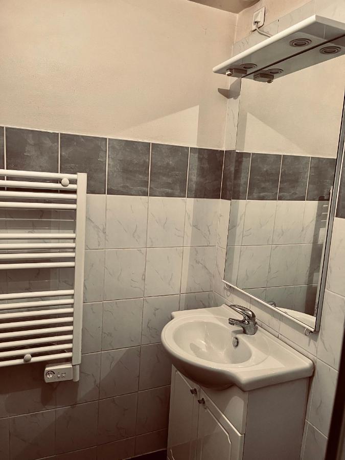 אורליאן Studios Au Quartier Pavillonnaire Rue D Ambert מראה חיצוני תמונה