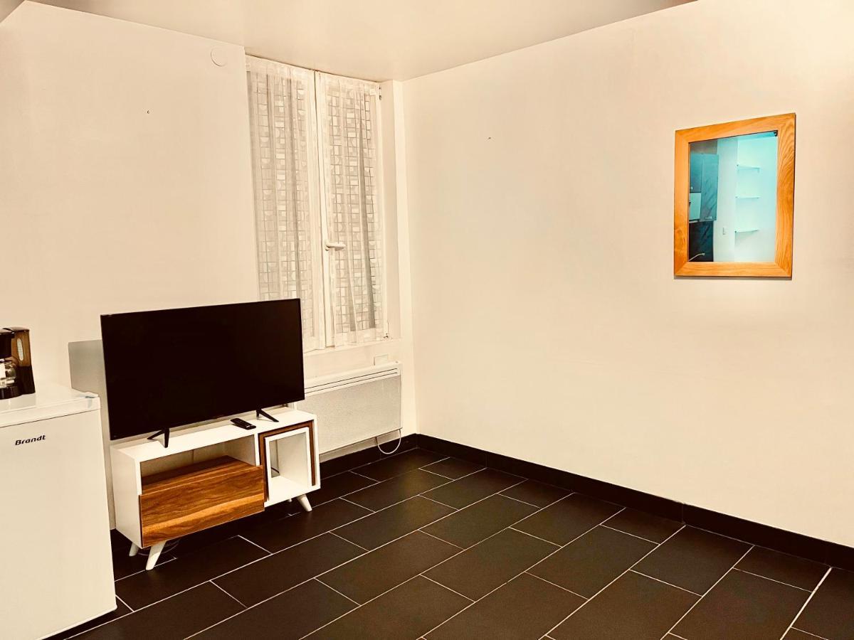 אורליאן Studios Au Quartier Pavillonnaire Rue D Ambert מראה חיצוני תמונה