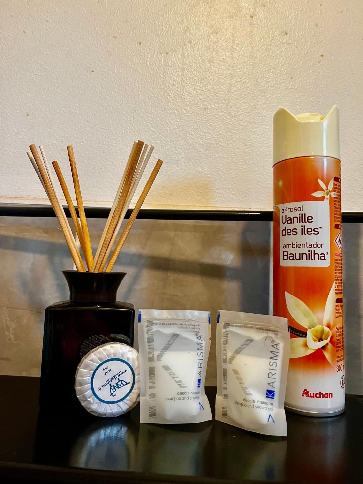 אורליאן Studios Au Quartier Pavillonnaire Rue D Ambert מראה חיצוני תמונה
